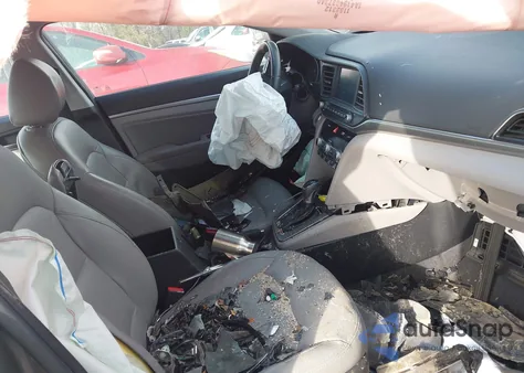 2020 Hyundai Elantra Value Edition z USA, uszkodzony, nr VIN KMHD84LF5LU950459